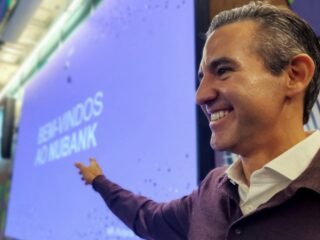 Qué cargo tendrá David Vélez, creador del neobanco Nu, en Colombia tras el logro de unicornio en menos de 5 años
