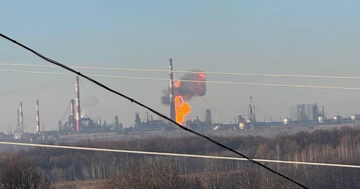 Ucrania atacó con drones otra refinería en el suroeste de Rusia