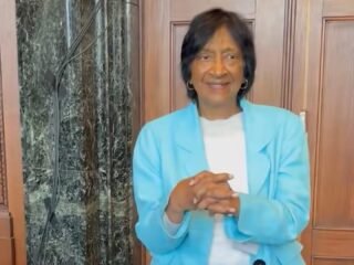 La broma de Navanethem Pillay tras ganar el Nobel de la Paz: “Si aplauden un poco más, puede que lo comparta con Trump”