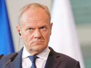 El primer ministro polaco Donald Tusk atribuyó la crisis institucional a la oposición y a la injerencia rusa