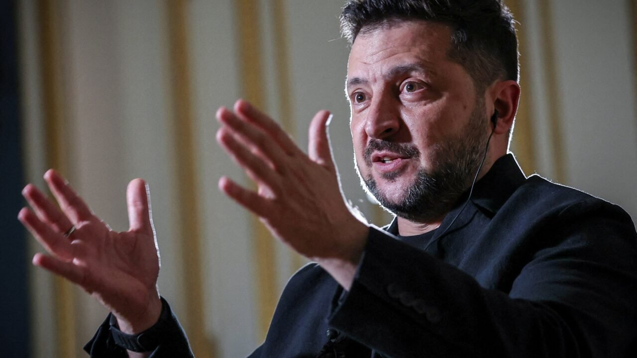 Zelensky afirmó que está dispuesto a convocar a elecciones si Rusia se compromete a un alto el fuego de 60 días en Ucrania