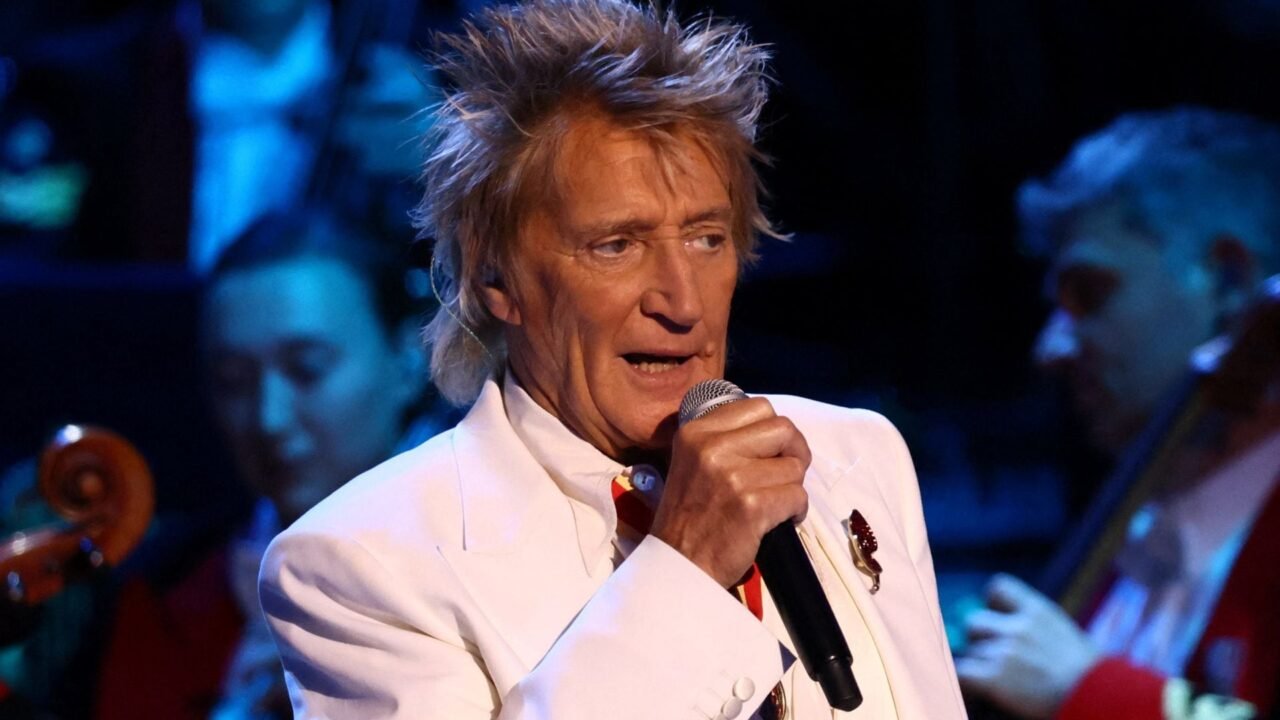 Rod Stewart actualiza su estado de salud tras someterse a una intervención cardíaca
