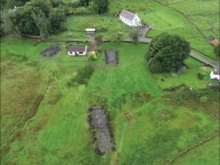 Un voluntario y una arqueóloga descubrieron en Escocia uno de los monasterios medievales más importantes de Gran Bretaña