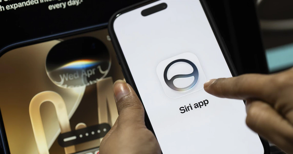 Apple añade el español a Siri AI: cómo actualizar el iPhone a iOS 27.2 para activar el idioma