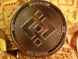 El mercado de criptomonedas cayó tras el informe de Binance sobre el hackeo a la plataforma: bitcoin y BNB se deprecian