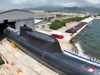 El régimen norcoreano busca avanzar con la tecnología de su arsenal: probó un sistema de torpedos guiados por IA