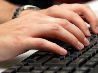 Ciberdelincuentes usan direcciones de correo de universidades para estafar a estudiantes