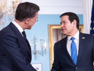 Marco Rubio y el secretario general de la OTAN abordaron los esfuerzos para un acuerdo negociado entre Rusia y Ucrania