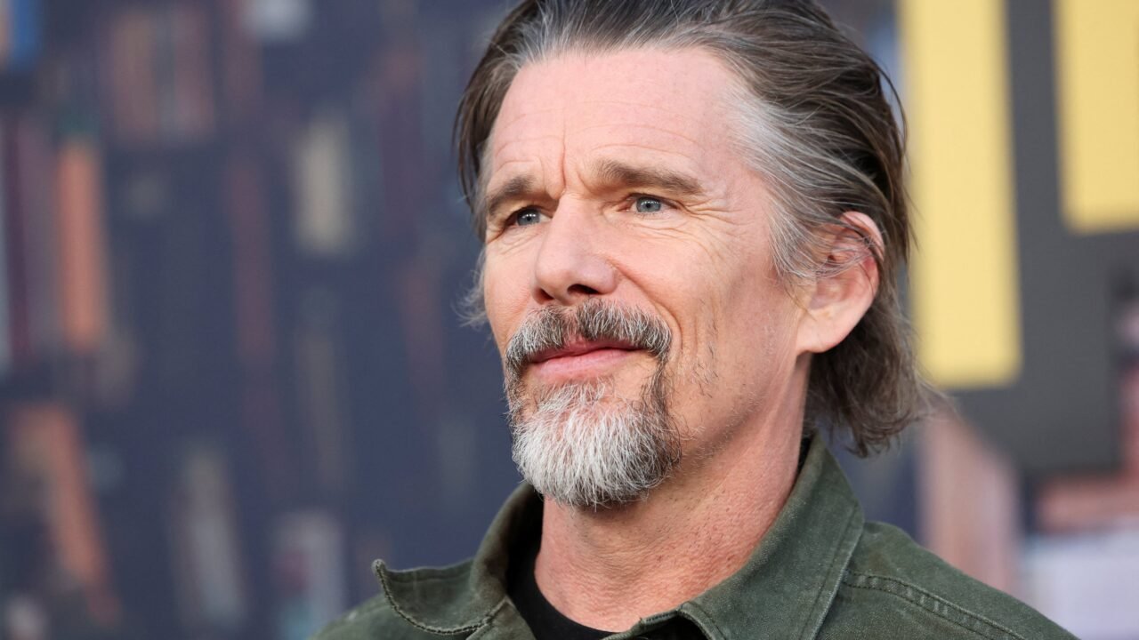 Ethan Hawke habló sobre las contradicciones de Hollywood: “Cuanto más amas un proyecto, menos te pagan”
