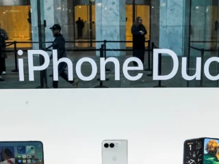 Apple ya estaría desarrollando el iPhone Duo 2: la segunda versión del teléfono plegable tendría Face ID