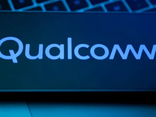 Qualcomm anuncia despidos globales y vincula los recortes al desempeño