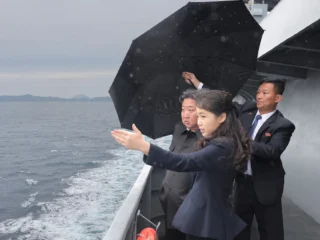 Kim Jong-un aumenta la tensión con Seúl y desplegó unidades de fuego en posiciones de tiro en la frontera intercoreana