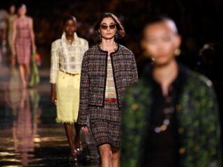 Modelos virtuales, robots en pasarelas de Milán y predicción de tendencias: así la IA conquista la moda