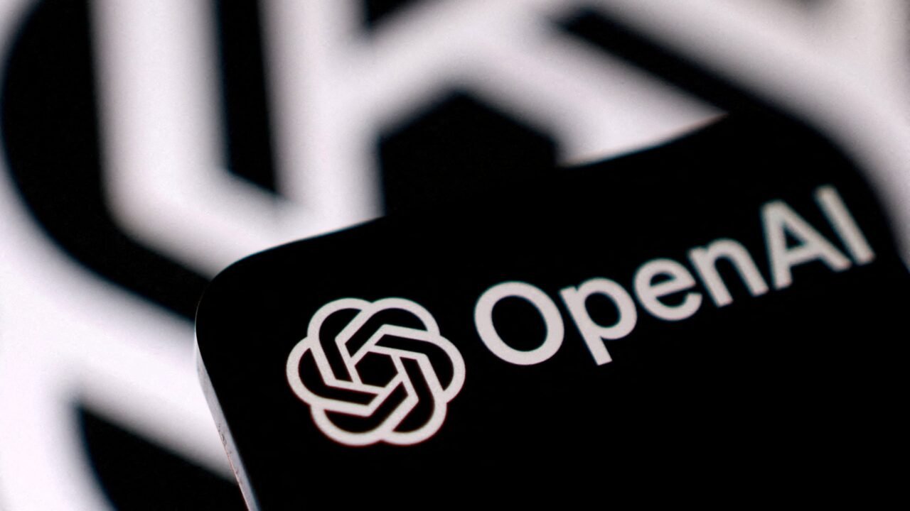 OpenAI quiere crear medicamentos con IA: comprar una startup biotecnológica es su primer paso