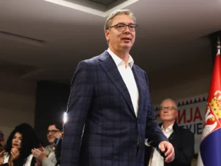 Aleksandar Vucic reconoció la derrota ante la Lista de Estudiantes en las elecciones de Serbia