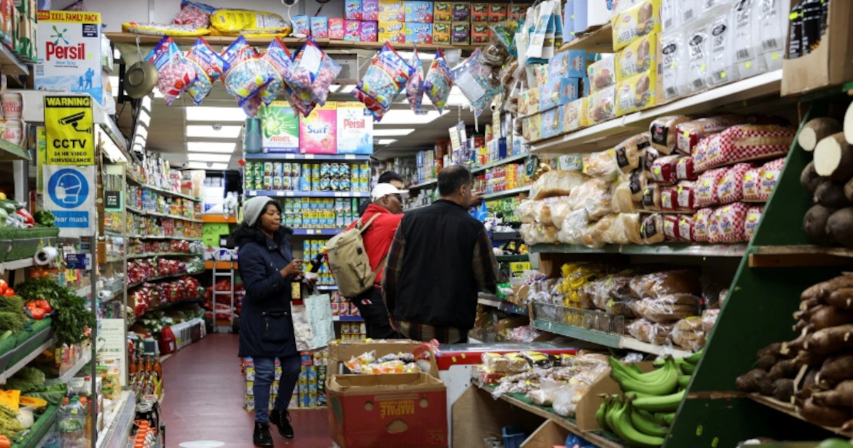 La inflación en Reino Unido sube a su nivel más alto en casi un año por la guerra en Irán