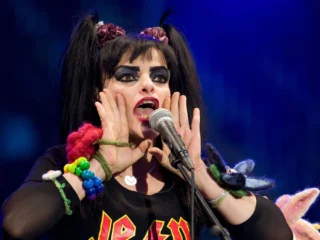 Qué fue de la vida de Nina Hagen: de reina del punk y sus años de excesos a mujer de fe y cantante gospel