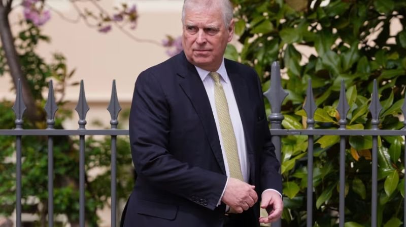 La policía investiga el tiempo que Jeffrey Epstein pasó en Balmoral con Andrew Mountbatten-Windsor