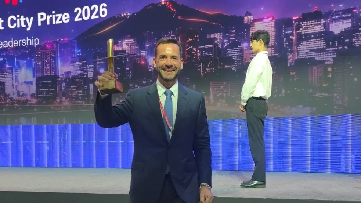 Ariel Sujarchuk ganó el Seoul Smart City Prize en Corea del Sur por su liderazgo en gobernanza e inteligencia artificial