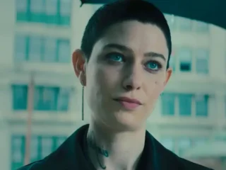 Asia Kate Dillon, quien brilló en John Wick, busca trabajo en gastronomía ante la falta de propuestas actorales
