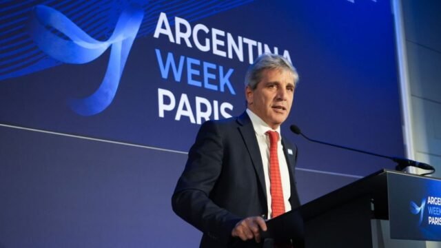 Luis Caputo, en el Argentina Week de París: “El único riesgo es perderse la oportunidad de invertir”