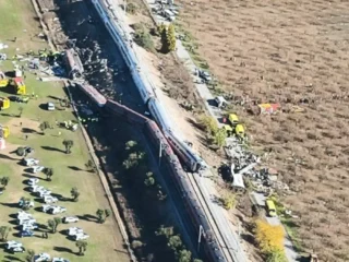 Choque de trenes en España: exigieron la renuncia del ministro de Transporte