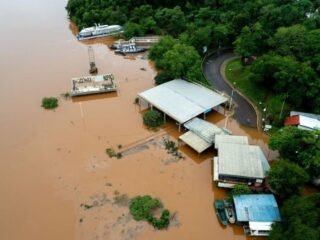 Frente al avance de El Niño, el Gobierno paralizó el 62% de las obras hídricas
