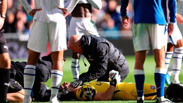 Dibu Martínez fue operado con éxito por la fractura de maxilar, pero se pierde la fecha FIFA