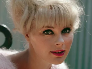 Murió Elke Sommer, uno de los grandes símbolos eróticos del cine europeo de los años 60