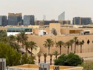 EE.UU. ordena la salida de parte del personal de la embajada y sus familias de Arabia Saudita ante la amenaza hutí