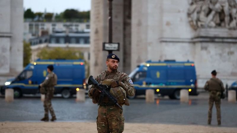 Comienzan nuevas protestas en París y otras ciudades en medio de una ola de descontento que se extiende por Europa