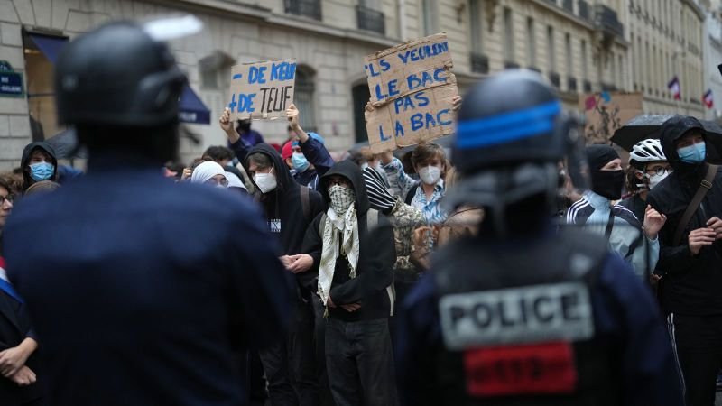 La Generación Z lidera las protestas en Europa. Estas son las razones de su indignación