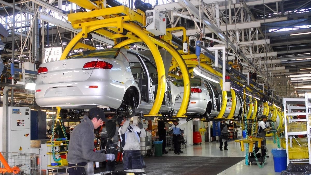 Por la caída en la venta de autos, las importaciones desde Brasil se derrumbaron un 25,2% interanual