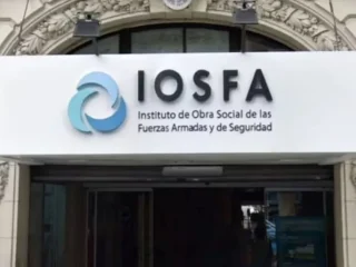 El Gobierno decidió disolver IOSFA: qué pasará con sus afiliados y los trabajadores