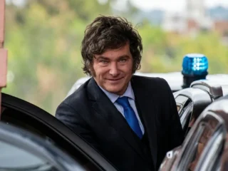 Javier Milei celebró su sobreseimiento en la causa $LIBRA: “Quedó al descubierto la operación política y mediática”