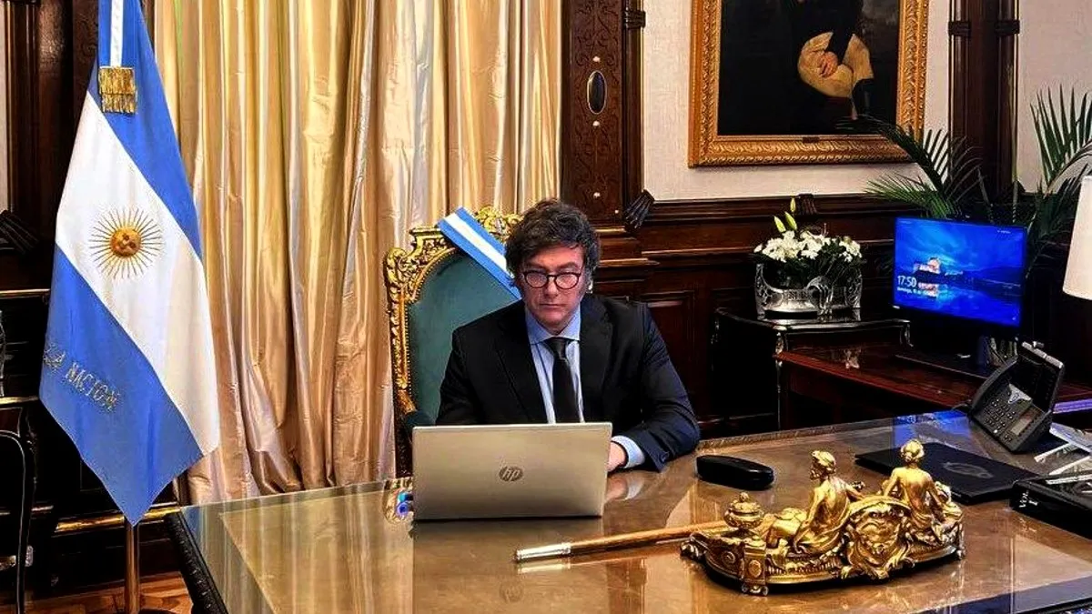Javier Milei abre la semana con reunión de Gabinete tras tres semanas de ausencia