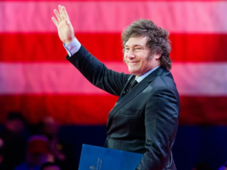 Javier Milei llegó a Estados Unidos: reunión con empresarios, nuevo premio y apoyo a Donald Trump