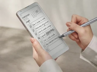 Del lector de ebooks elegido entre lo mejor del año, al modelo que parece un celular de tinta electrónica