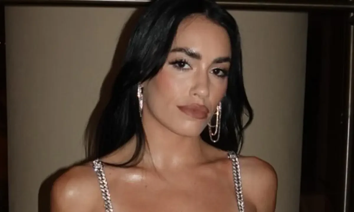 Lali impactó en los Premios Billboard con un look que sorprendió hasta a su prometido, Pedro Rosemblat