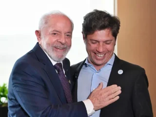 Axel Kicillof celebró la reelección de Lula da Silva en Brasil: “Es un triunfazo heroico, el pueblo reaccionó”