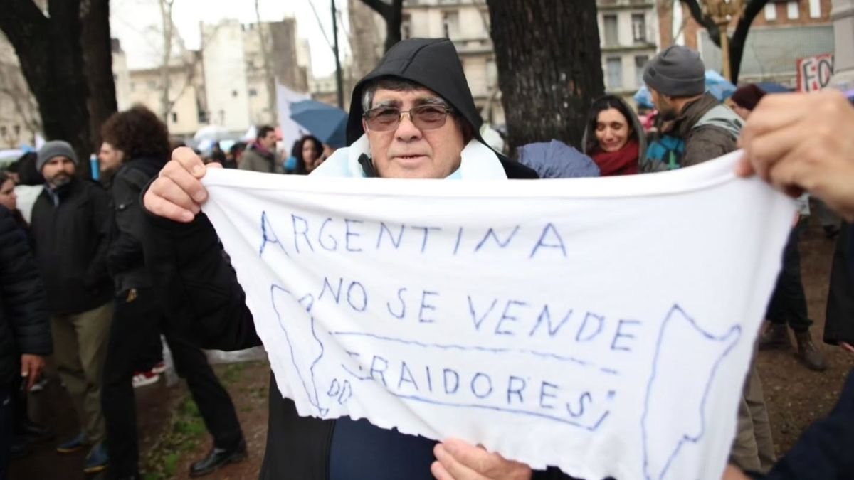 “Argentina no se vende”: convocan a una movilización a Tribunales en reclamo por la Ley de Tierras