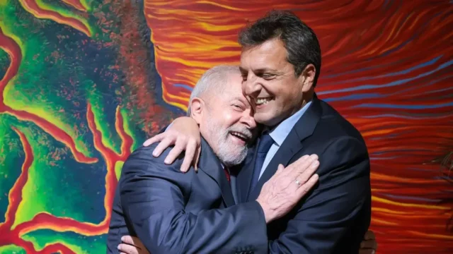 Sergio Massa respaldó a Lula da Silva de cara al balotaje en Brasil: “Mañana y siempre”