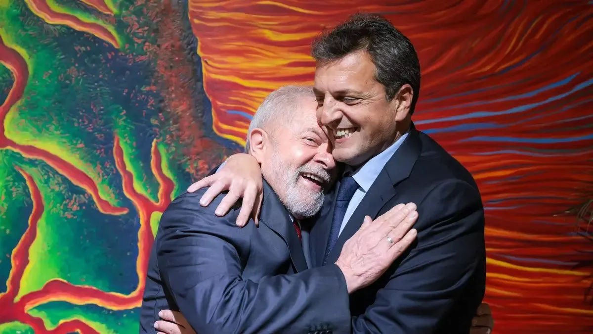 Sergio Massa respaldó a Lula da Silva de cara al balotaje en Brasil: “Mañana y siempre”