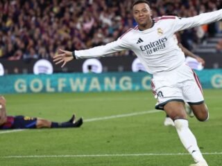 Mourinho lo hizo otra vez: el Real Madrid le ganó al Barcelona en el Camp Nou y le quitó el invicto