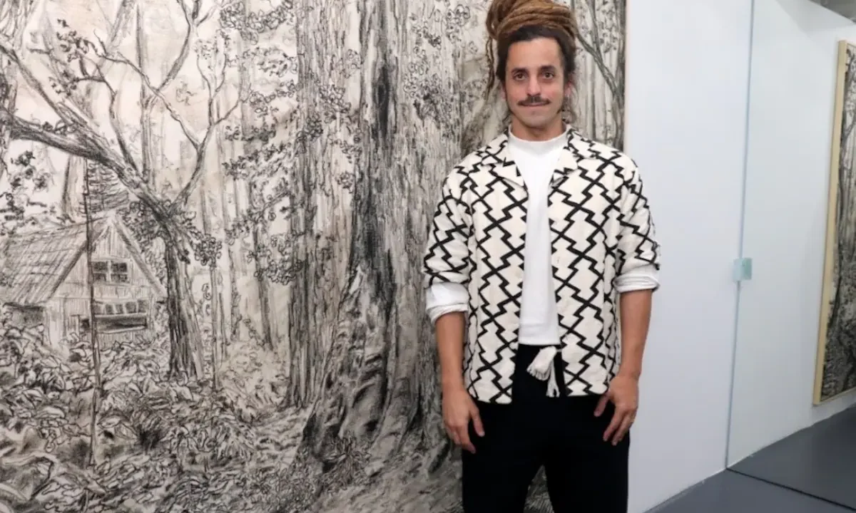 Michel Fassi, artista e hijo de una figura de los 90: “Desde muy chiquito me sentaba al lado de mi abuela a pintar; eso marcó mi futuro”