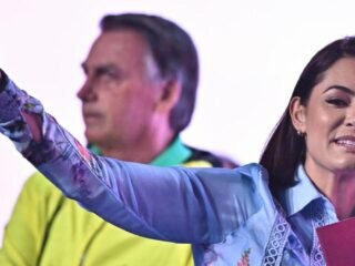La esposa de Jair Bolsonaro fue electa senadora por el Distrito Federal, con el 29% de los votos