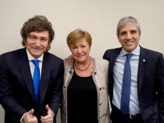 El FMI recortó fuertemente las proyecciones de crecimiento para Argentina: qué dijo sobre la inflación y el desempleo