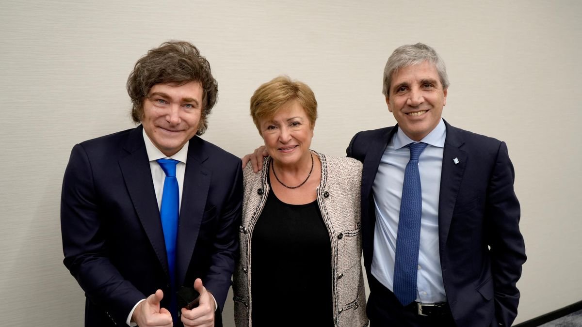 El FMI recortó fuertemente las proyecciones de crecimiento para Argentina: qué dijo sobre la inflación y el desempleo