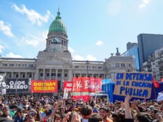 Jornada caliente en el Congreso: sesión en Diputados y movilización masiva, con Javier Milei en Estados Unidos