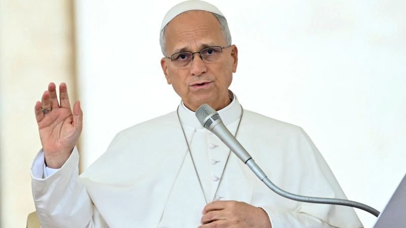 El papa León XIV hace historia al votar en las elecciones intermedias de EE.UU.